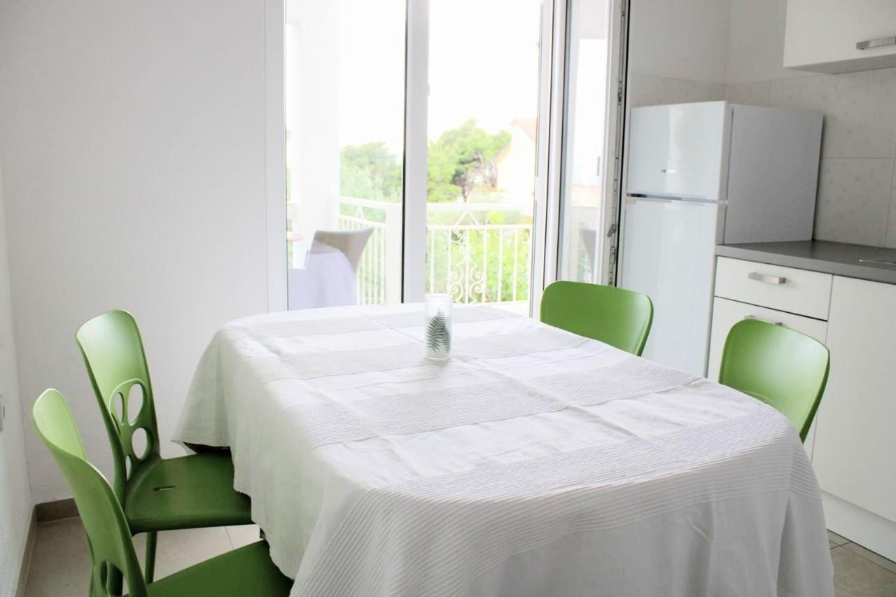Apt White Idyll, 3 Bedrooms, 3 Bathrooms, Terrace Apt Promajna Ngoại thất bức ảnh