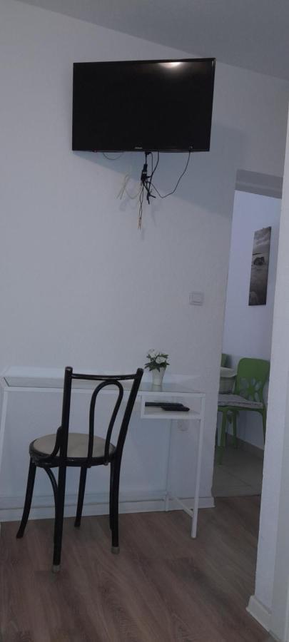 Apt White Idyll, 3 Bedrooms, 3 Bathrooms, Terrace Apt Promajna Ngoại thất bức ảnh