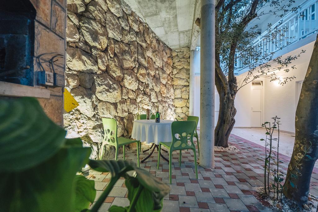 Apt White Idyll, 3 Bedrooms, 3 Bathrooms, Terrace Apt Promajna Ngoại thất bức ảnh